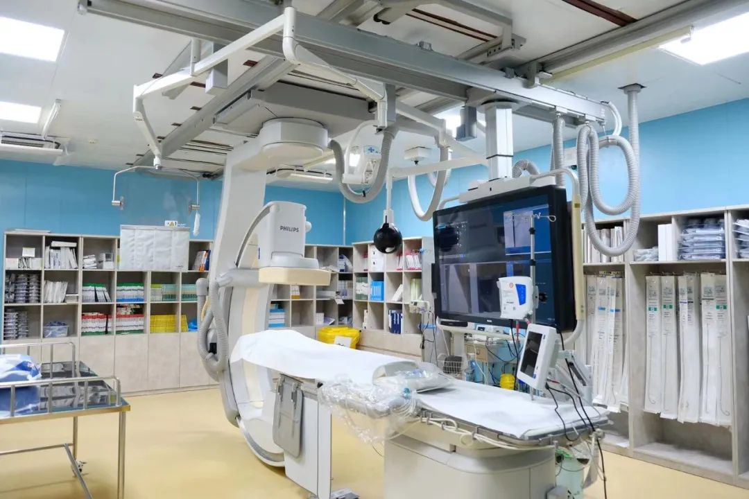 全球首個！5G+VR智慧導管手術室建成！
